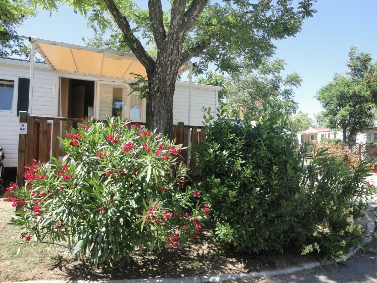 Campsite Les Acacias Frejus