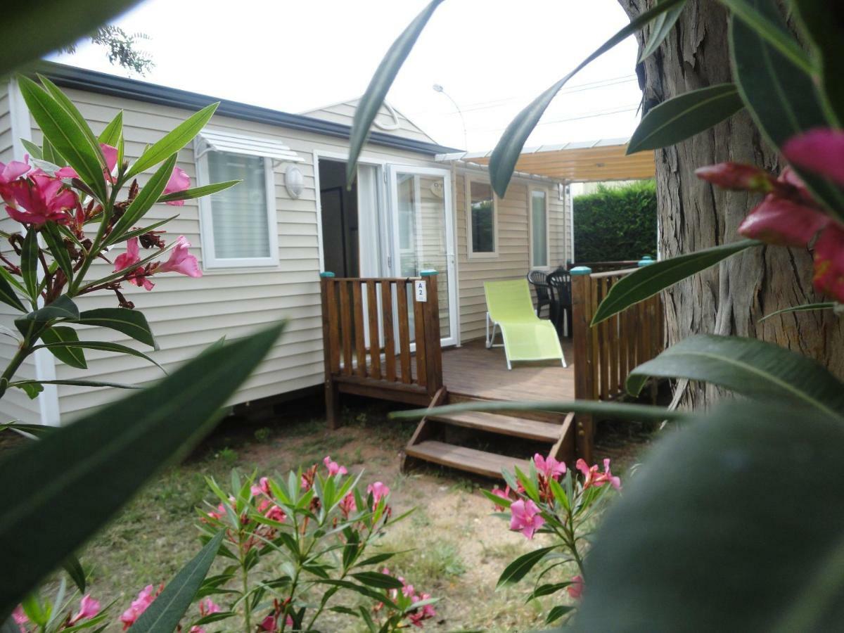 Campsite Les Acacias Frejus